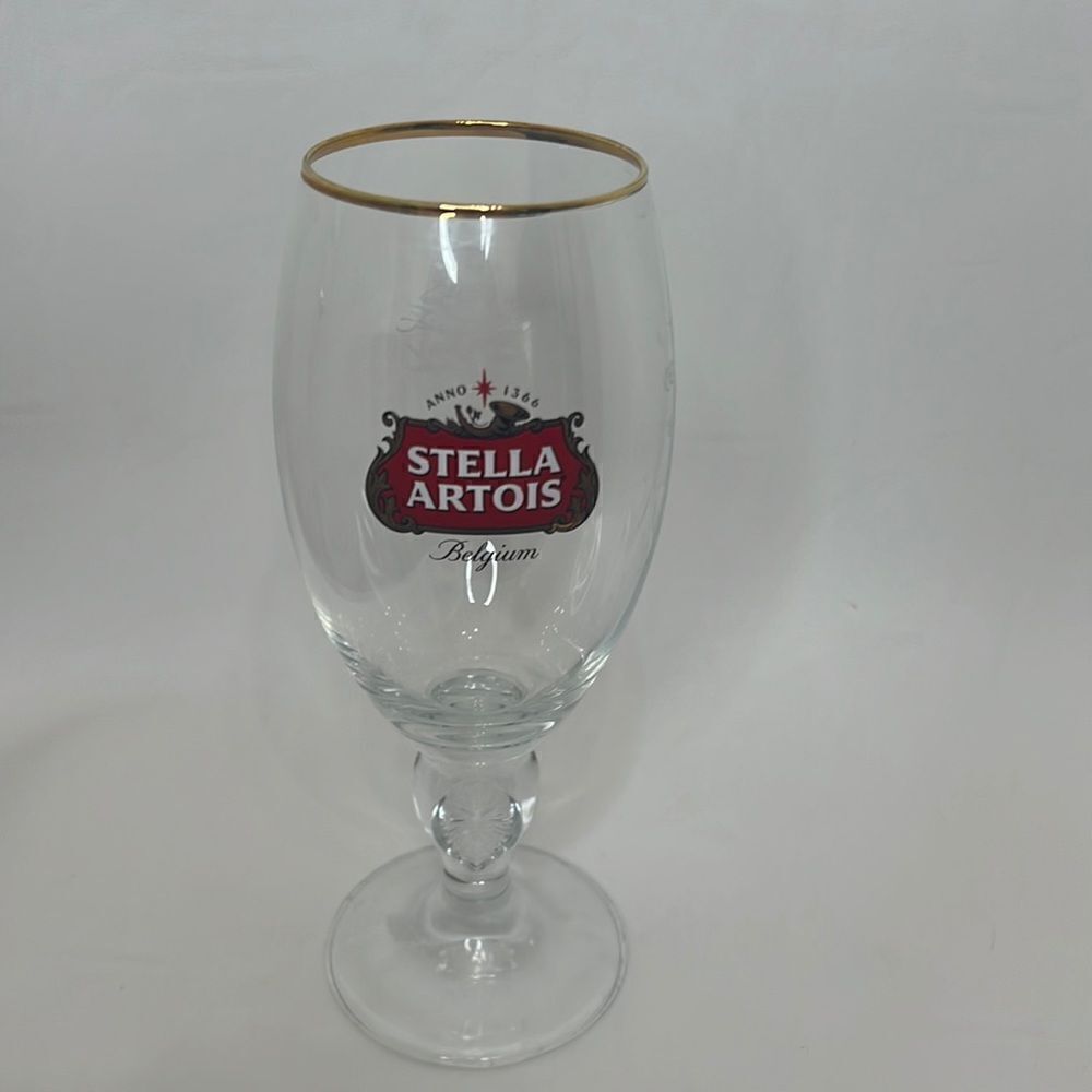 Stella Artois Belgium Draft  Ale Lager Beer 16 Ounces Red Gold Trimmed G…